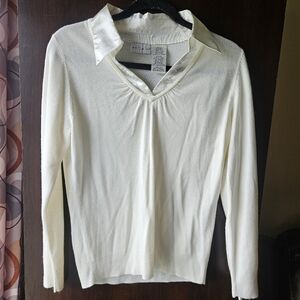 White Stag Cream V-Neck Blouse